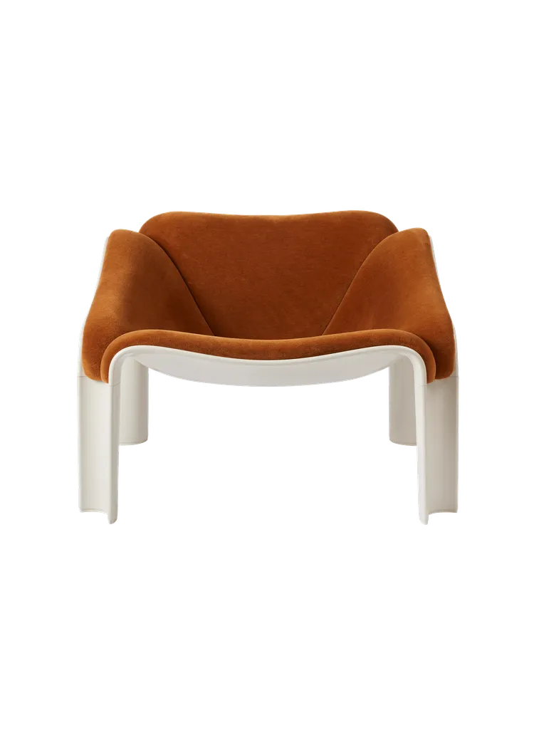 F300 Lounge Chair