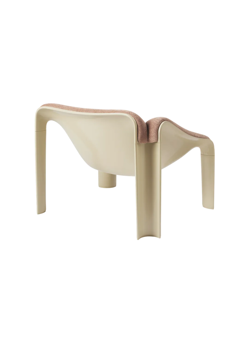 F300 Lounge Chair