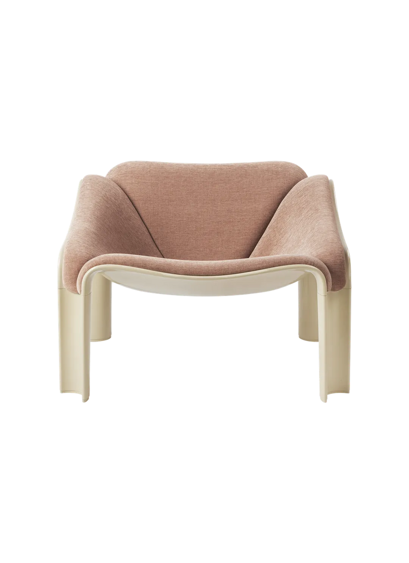 F300 Lounge Chair