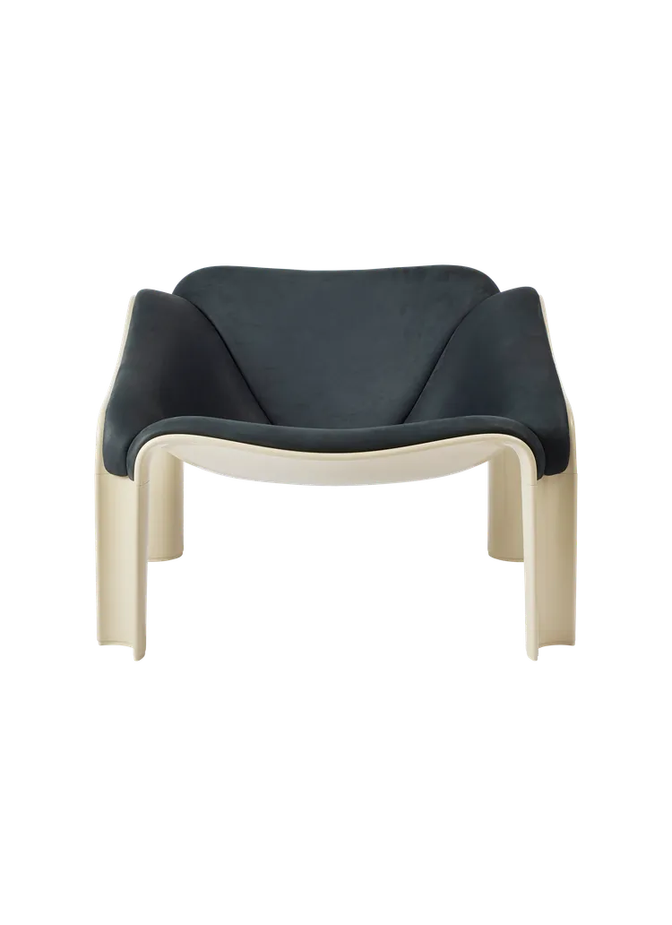 F300 Lounge Chair