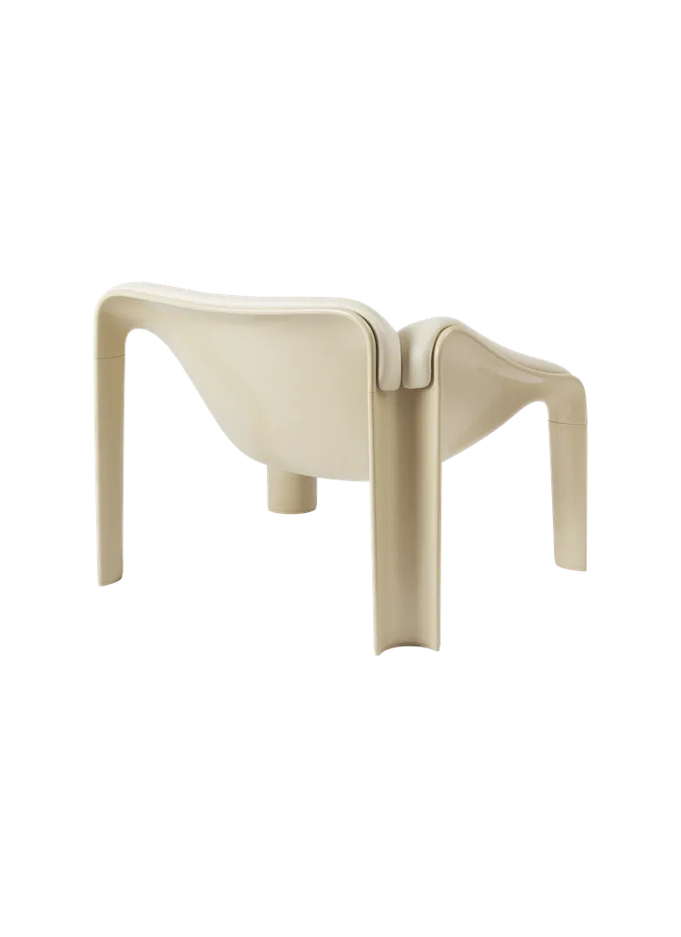 F300 Lounge Chair