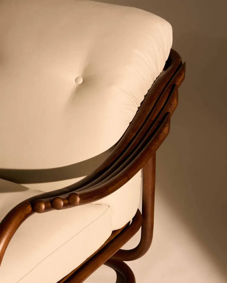 Poltrona Tria Lounge Chair