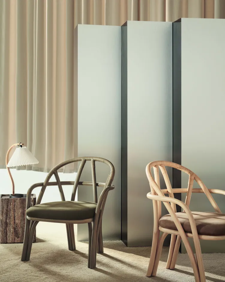 Bistra Lounge Chair