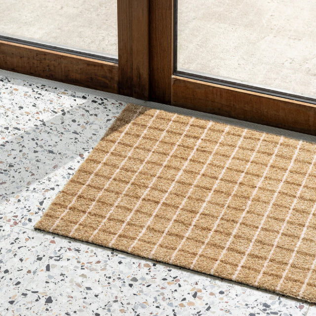 Grid Doormat - Chocolate Strawbery Brown
