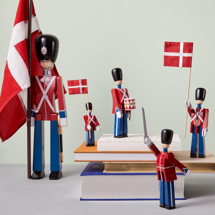 Kay Bojesen Standard-Bearer, Red/Blue/White, styled view
