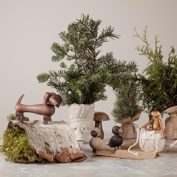 Kay Bojesen Dog, Walnut, view 5