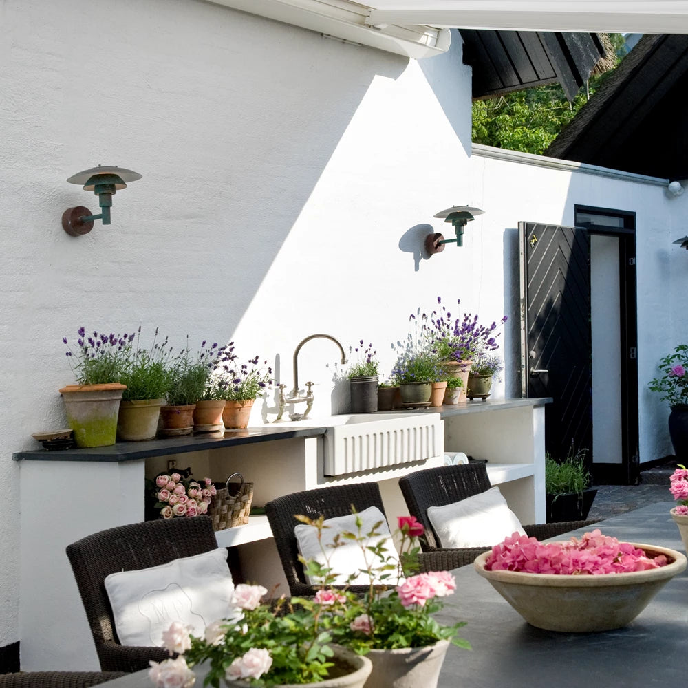 PH 3-2½ Wall Lamp Black