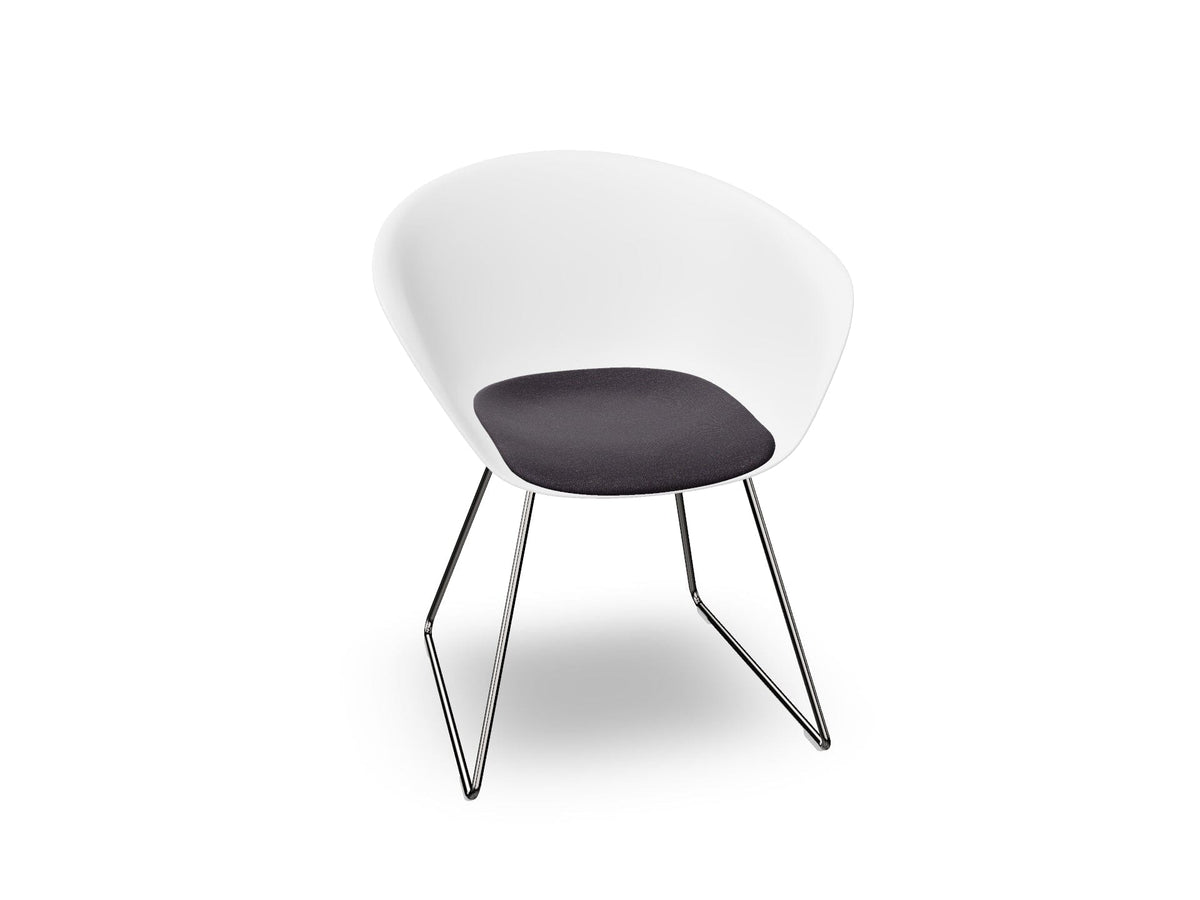 Duna 02 Sled Base Chair With Seat Cushion Chairs Arper 