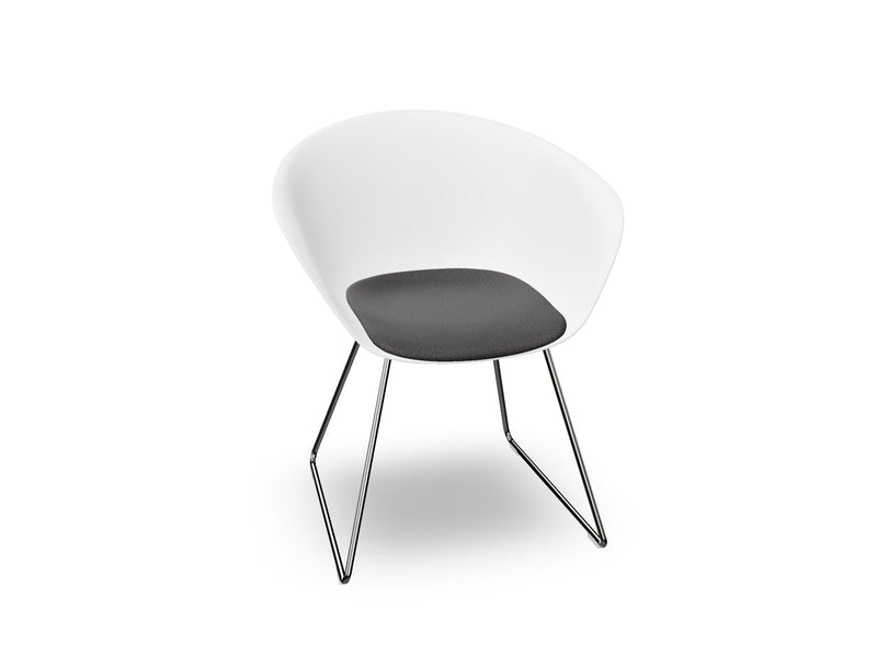 Duna 02 Sled Base Chair With Seat Cushion Chairs Arper 