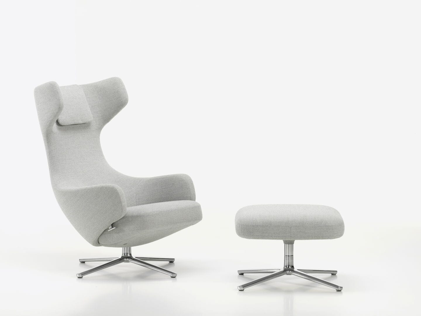 Grand Repos Lounge Chair & Ottoman lounge chair Vitra 