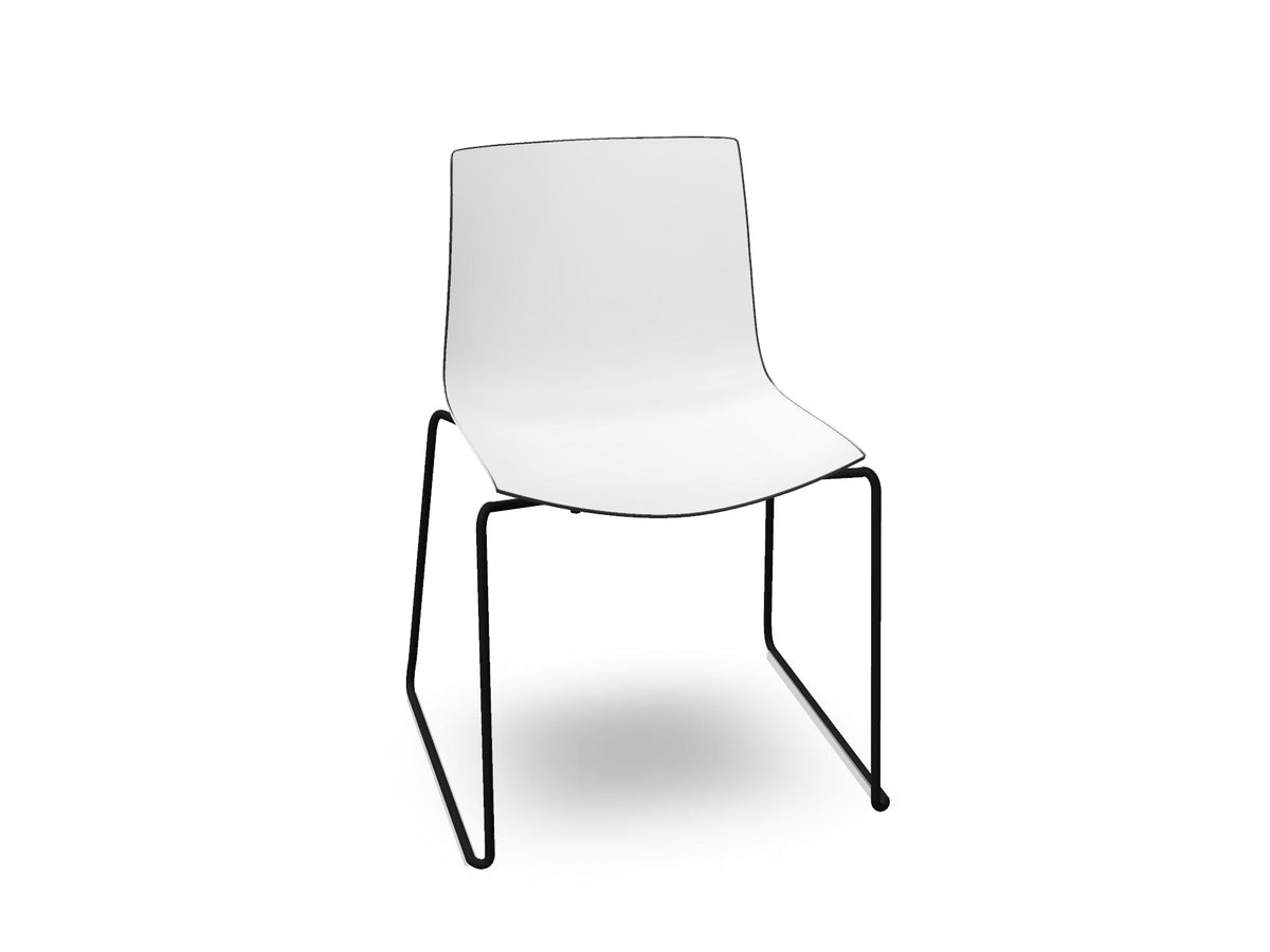 Catifa 46 Polypropylene Bi-Color Sled Base Chair Side/Dining Arper 