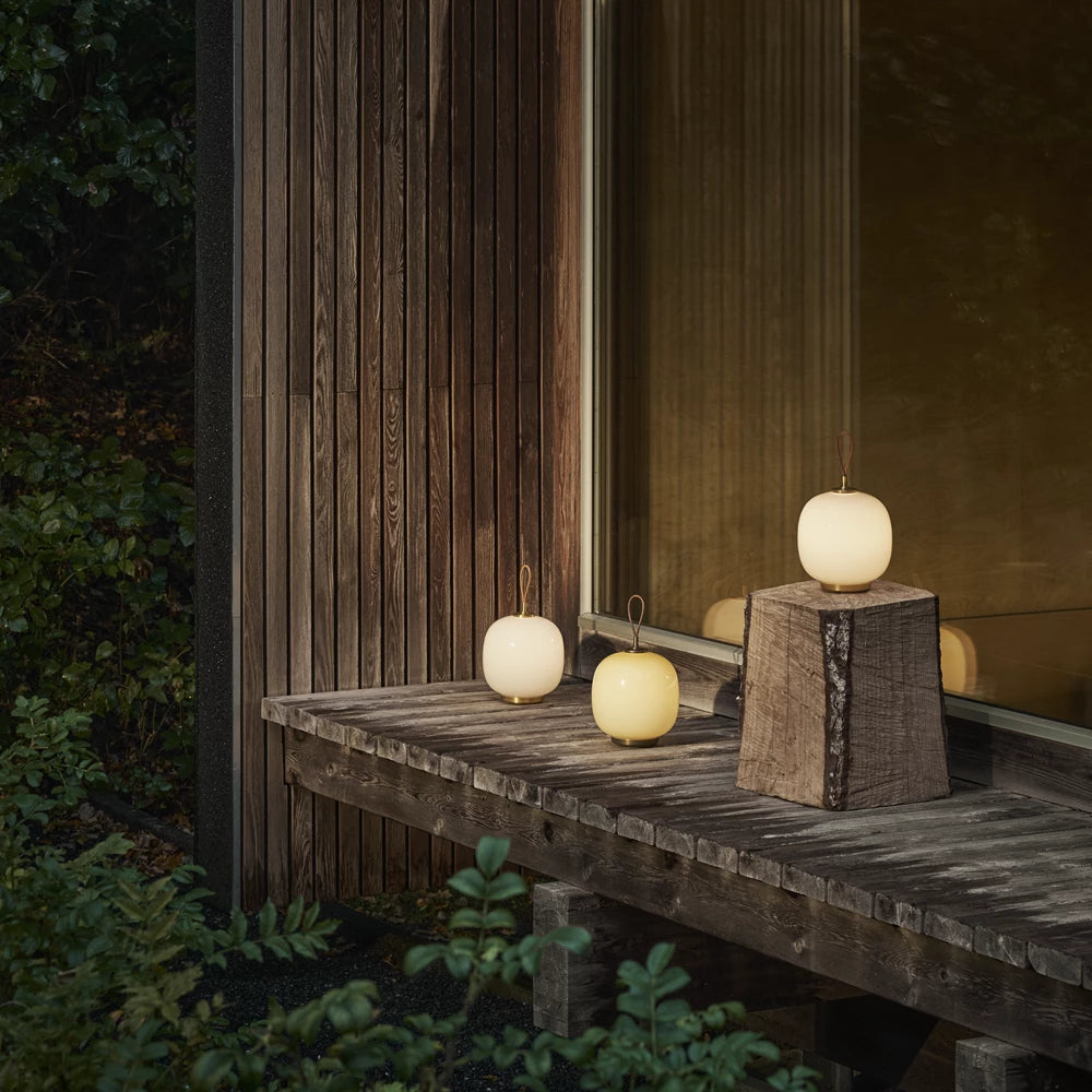 VL 45 Radiohus Portable Lamp