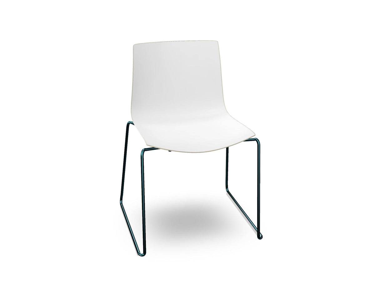 Catifa 46 Polypropylene Bi-Color Sled Base Chair Side/Dining Arper 