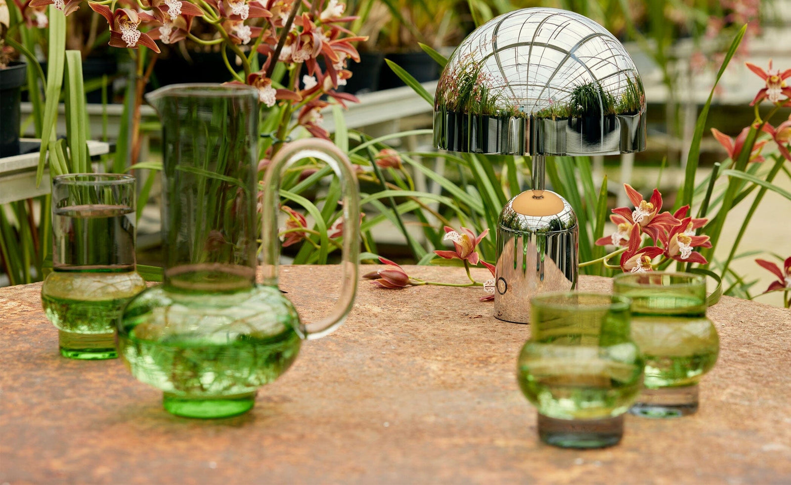 Bell Portable LED Table Lamp Table Lamps Tom Dixon 