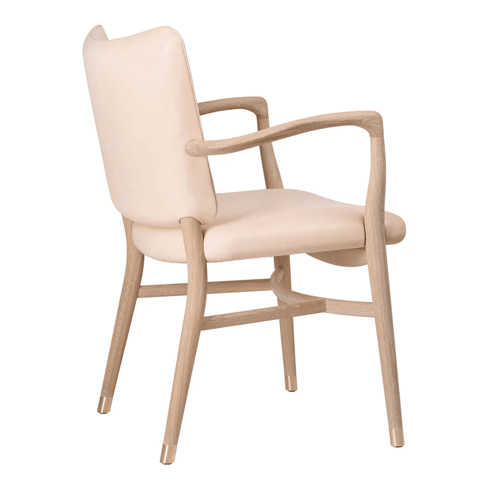 VLA61 Monarch Chair lounge chair Carl Hansen 