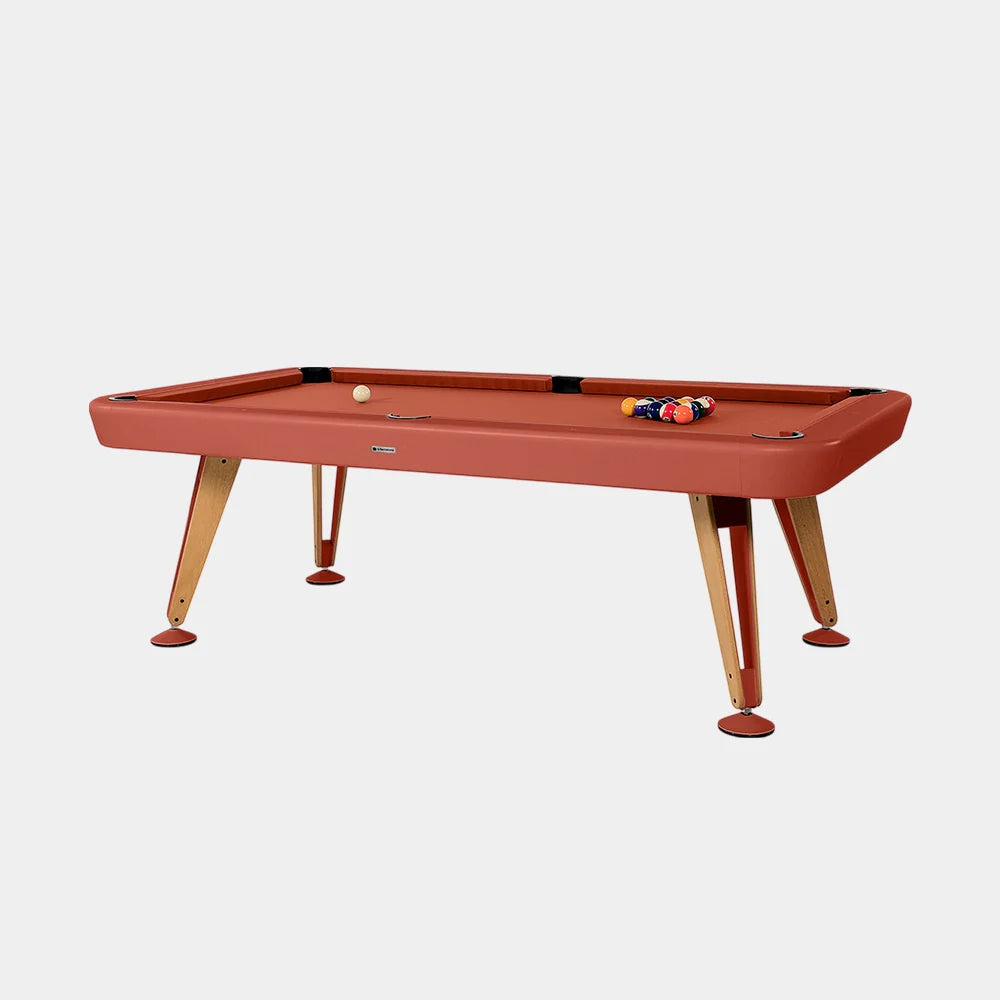 DIAGONAL COVERED OUTDOOR POOL TABLE