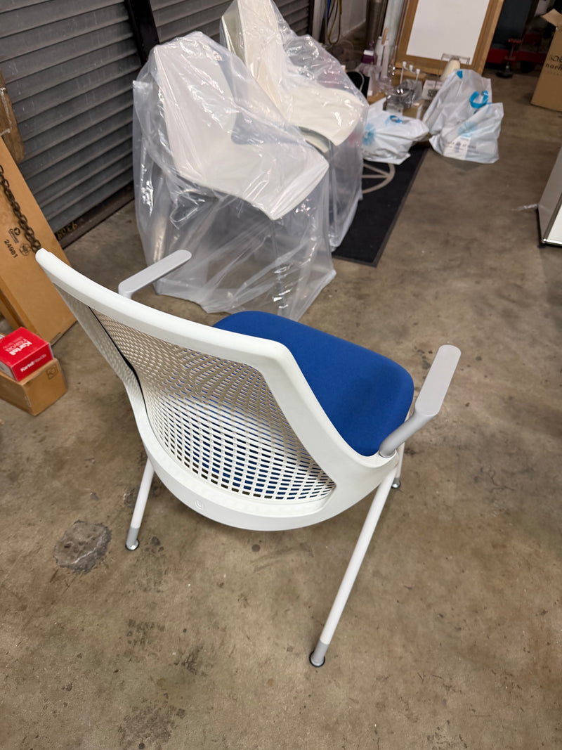 Sayl Chair Herman Miller - Blue/White***Warehouse Sale****