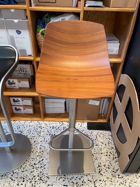 Miunn S104 Square Base Stool ***Floor Sample*** bar seating Lapalma 