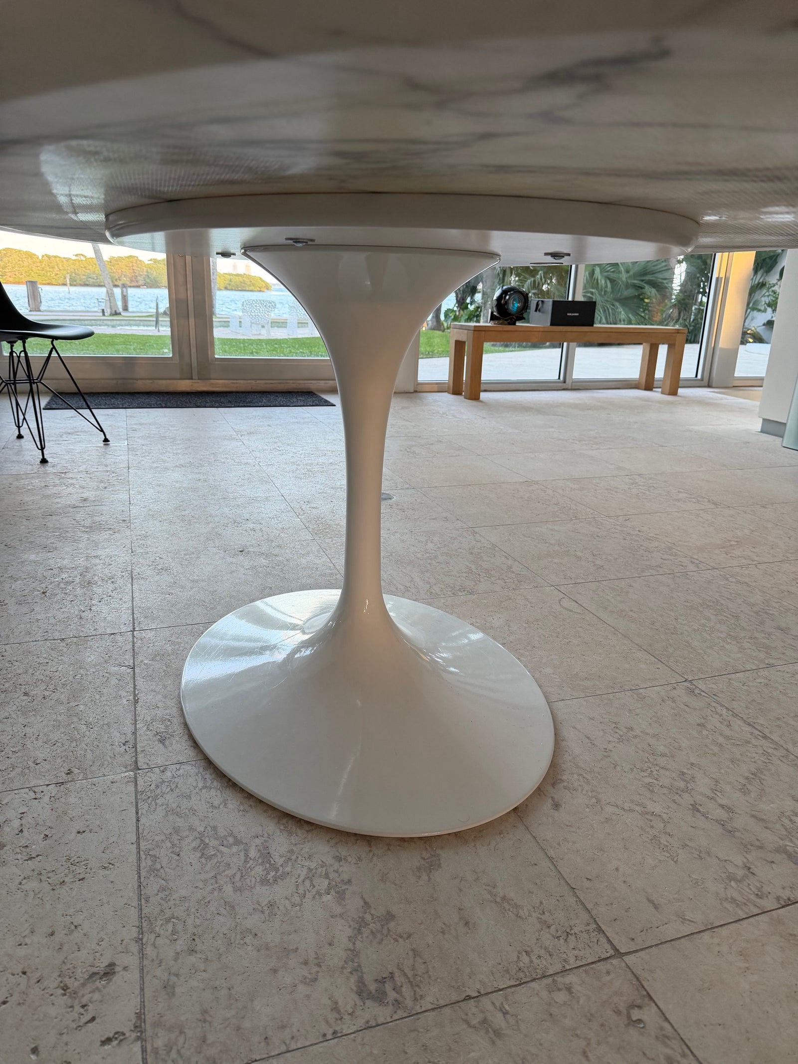 Saarinen 78" Oval Dining Table-Arabescato ***Warehouse Sale****