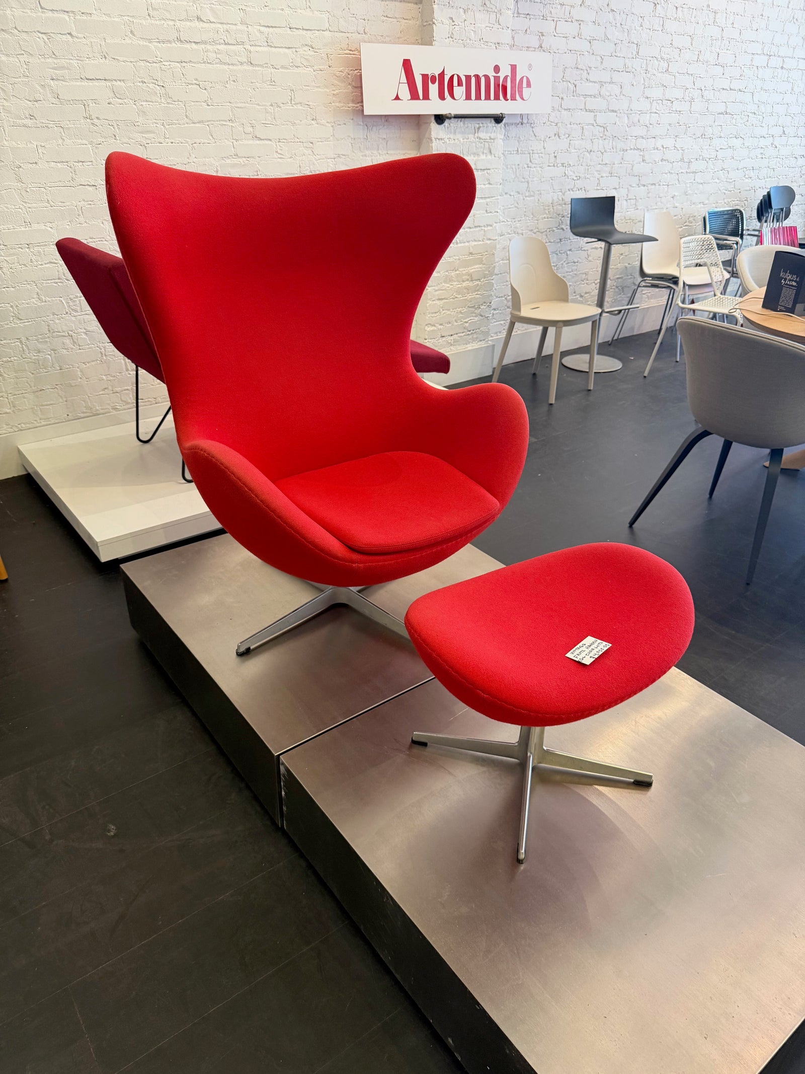 Egg chair & ottoman ***Warehouse Sale****Fritz Hansen
