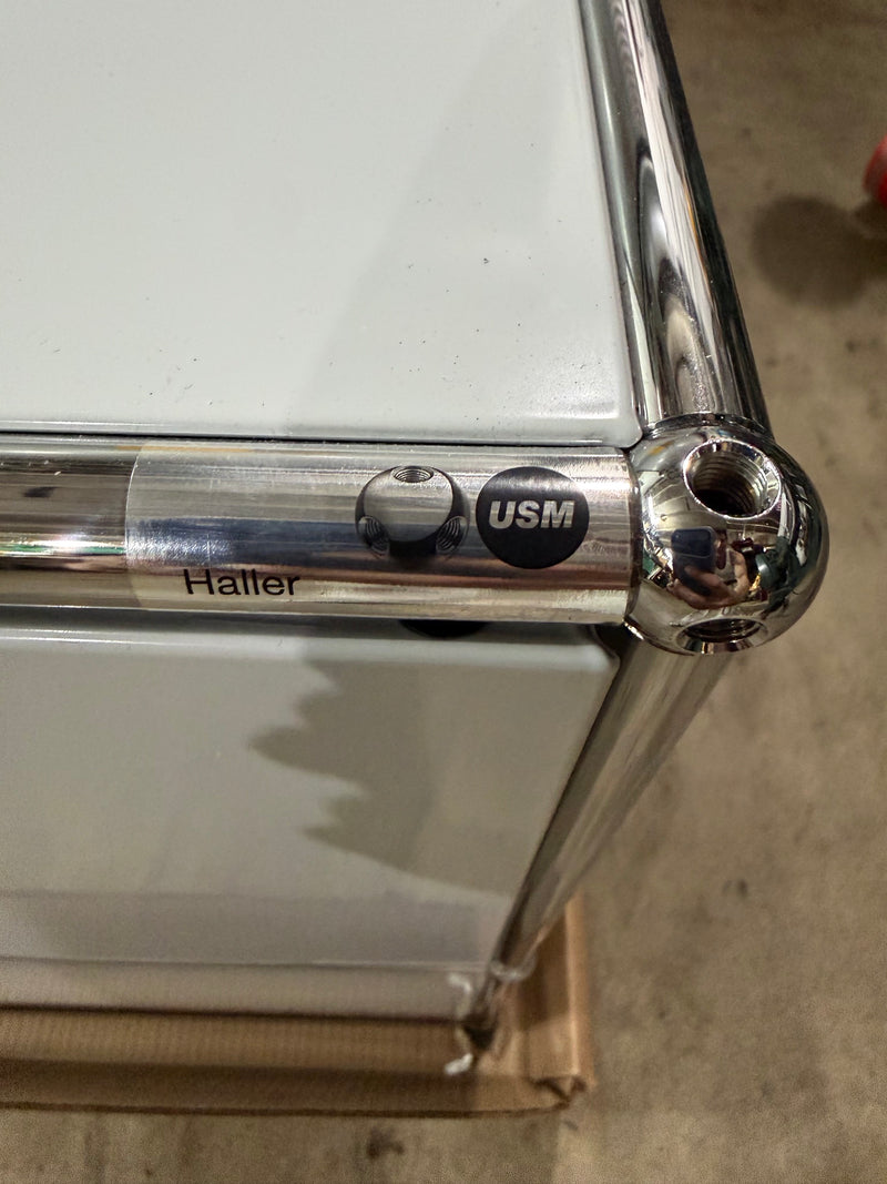 USM Haller E2 Light Grey ***Open Box ****