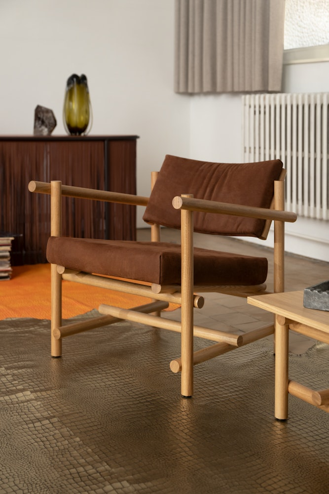 Muecke Lounge Chair