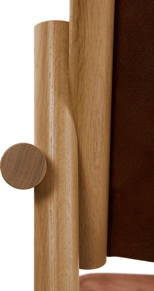 Muecke Lounge Chair