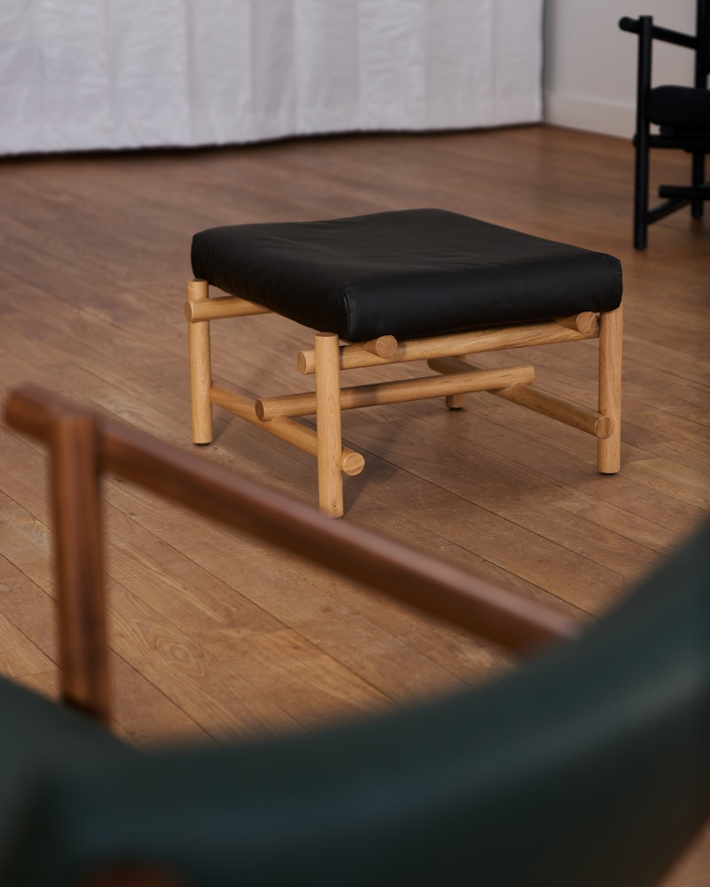 Muecke Ottoman