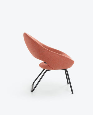 Shark-Front-2-Legged-_-Backside-Sled-Lounge-Chair-Design-by-ReneHolten-from-Artifort_5