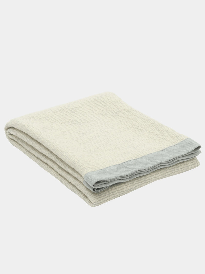 Thread Throw