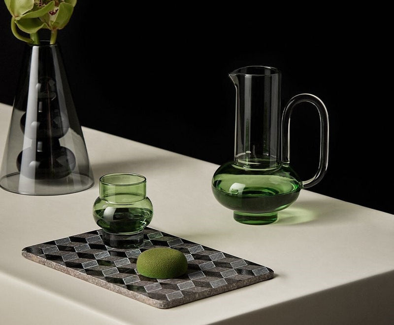 Bump Vase Cone Black Accessories Tom Dixon 