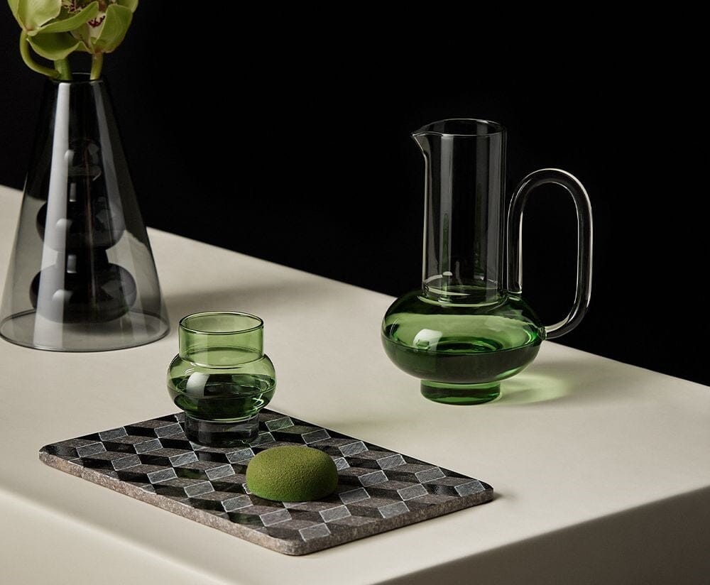 Bump Vase Cone Black Accessories Tom Dixon 