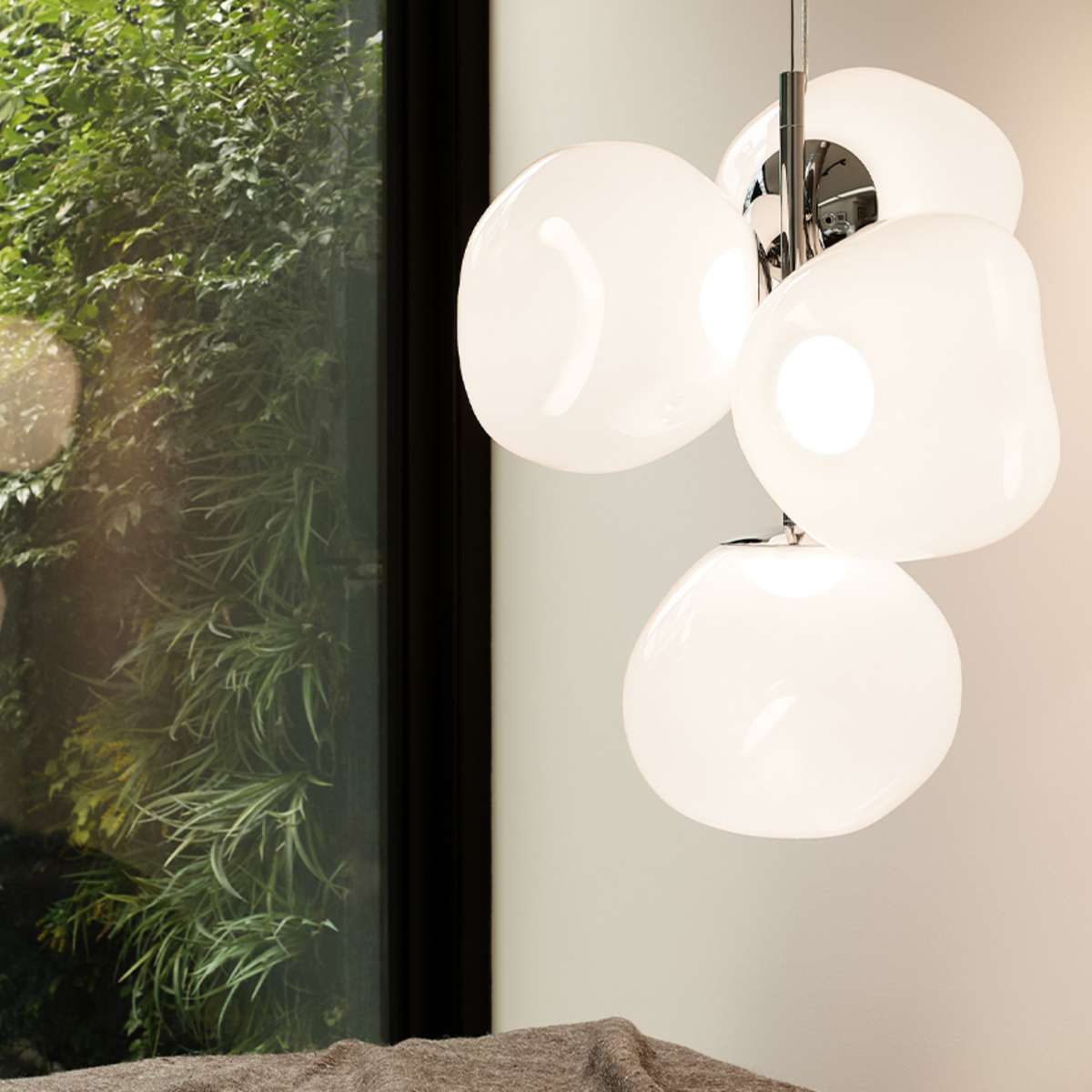 Melt Burst Chandelier LED