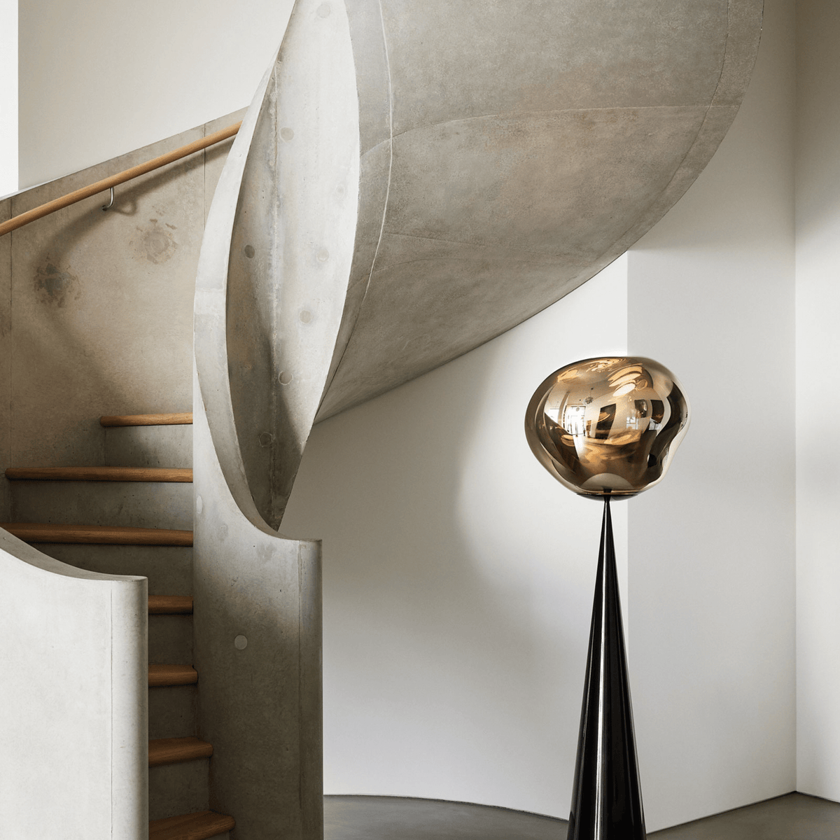 Melt Cone Fat Floor Lamp Floor Lamps Tom Dixon 