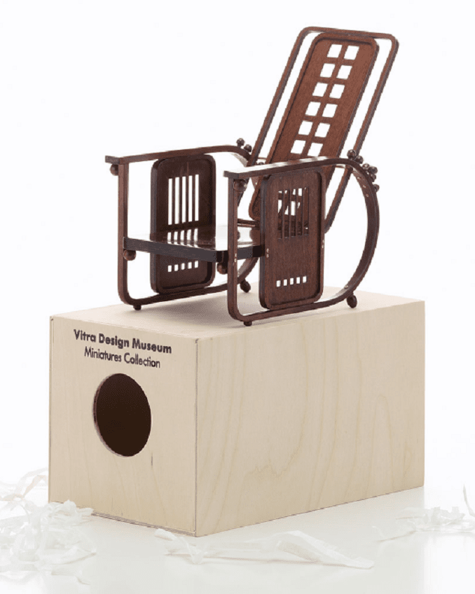 Miniature Sitting Machine Art Vitra 