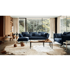 Suita Two-Seater Sofa With Pointed Back Cuhsions Sofa Vitra 