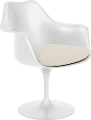 Saarinen Tulip Arm chair lounge chair Knoll 