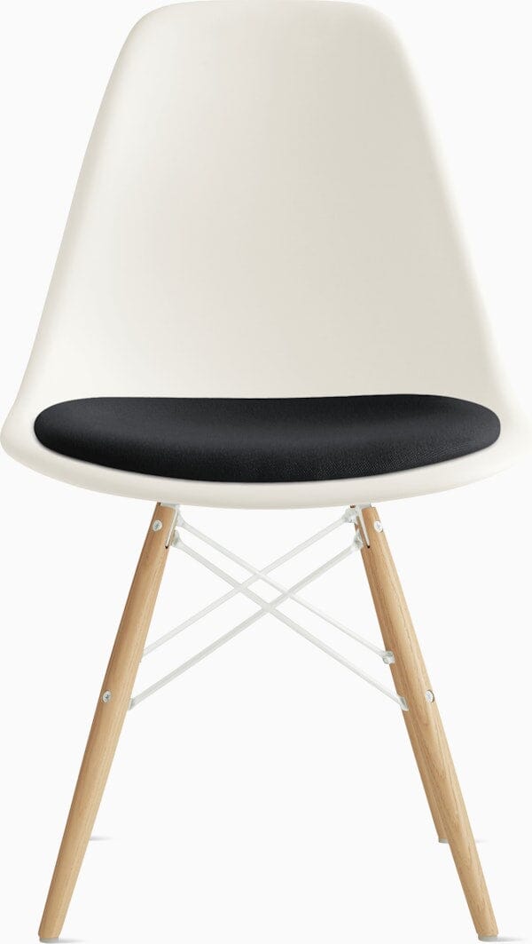 Eames Molded Dowel Base Side Chair with Seat Pad Side/Dining herman miller 