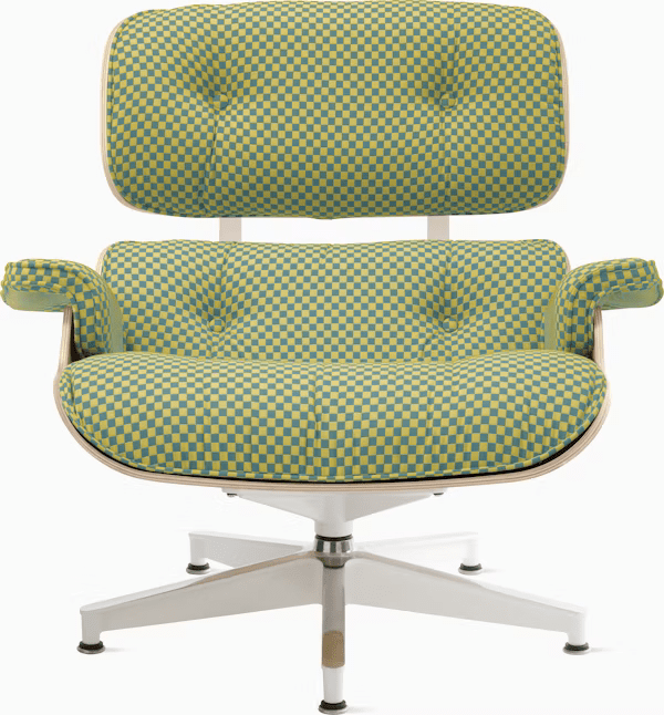 Eames Lounge Chair in White Ash lounge chair herman miller 