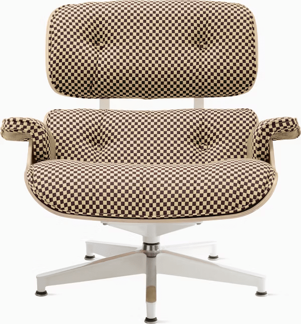 Eames Lounge Chair in White Ash lounge chair herman miller 