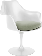 Saarinen Tulip Arm chair lounge chair Knoll 