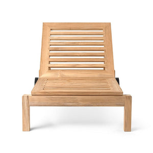 AH604 Outdoor Lounger Daybed lounge chair Carl Hansen Teak Untreated No Seat Cushion 