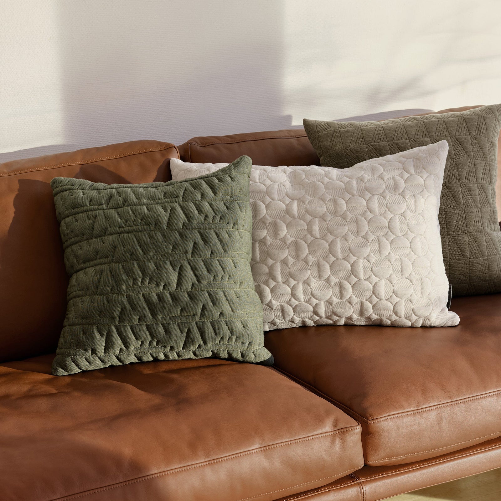 AJ Vertigo Cushion cushions Fritz Hansen 