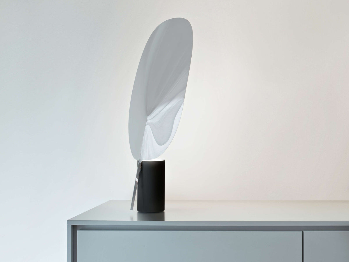 Serena Table Lamp Table Lamps Flos 