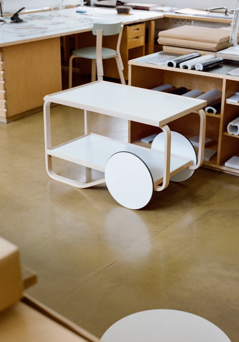 Tea Trolley 901 Carts / Trolleys Artek 