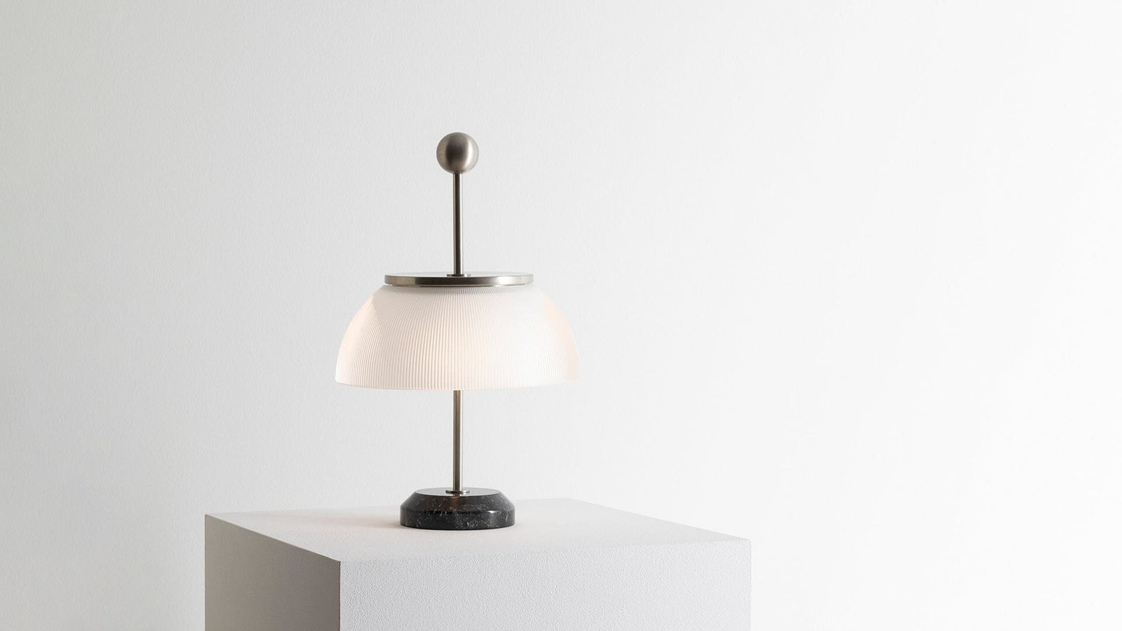 Alfa Table Lamp Table Lamps Artemide 