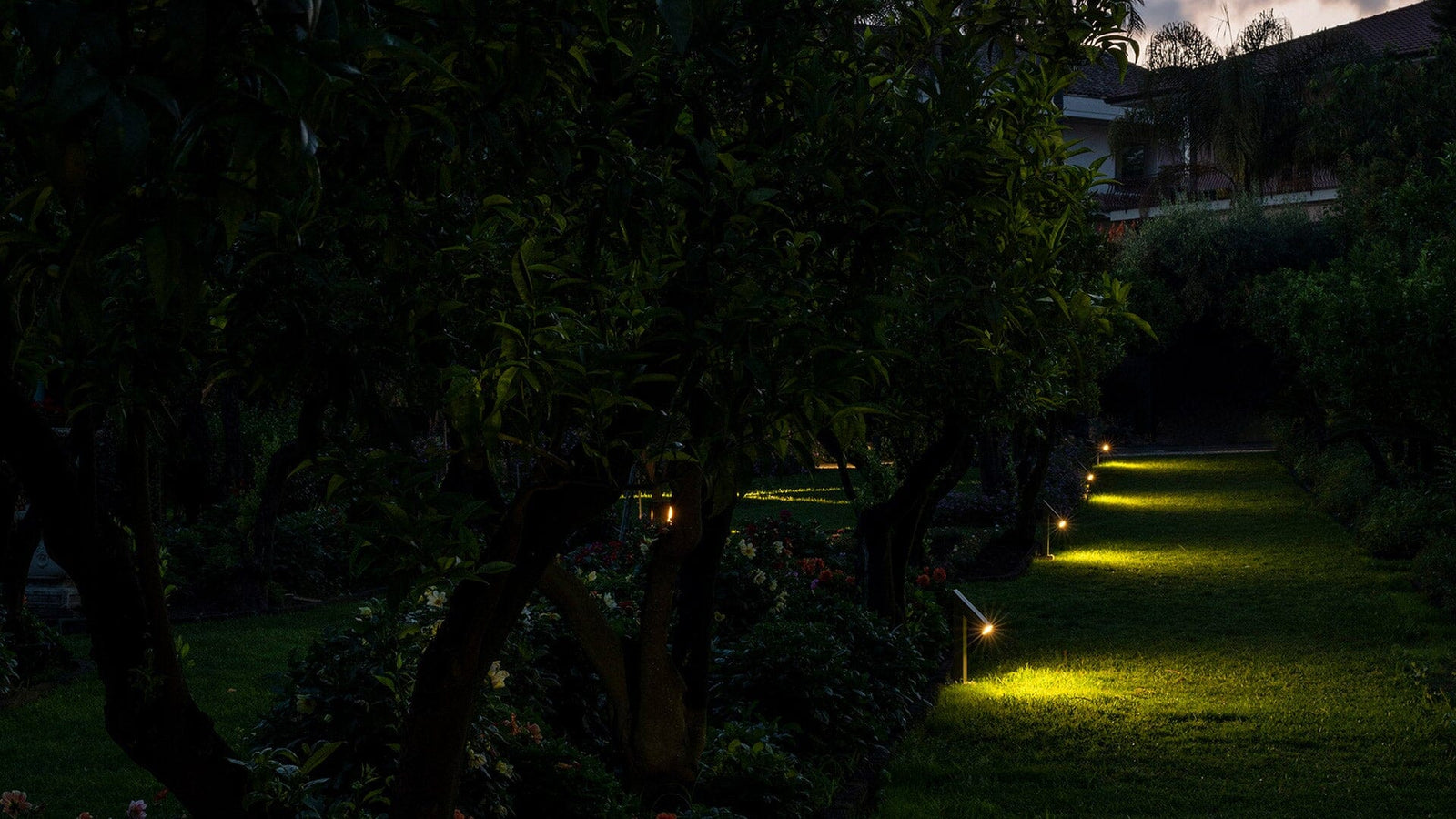 Chilone Outdoor Floor Lamp 90 Outdoor Lighting Artemide 