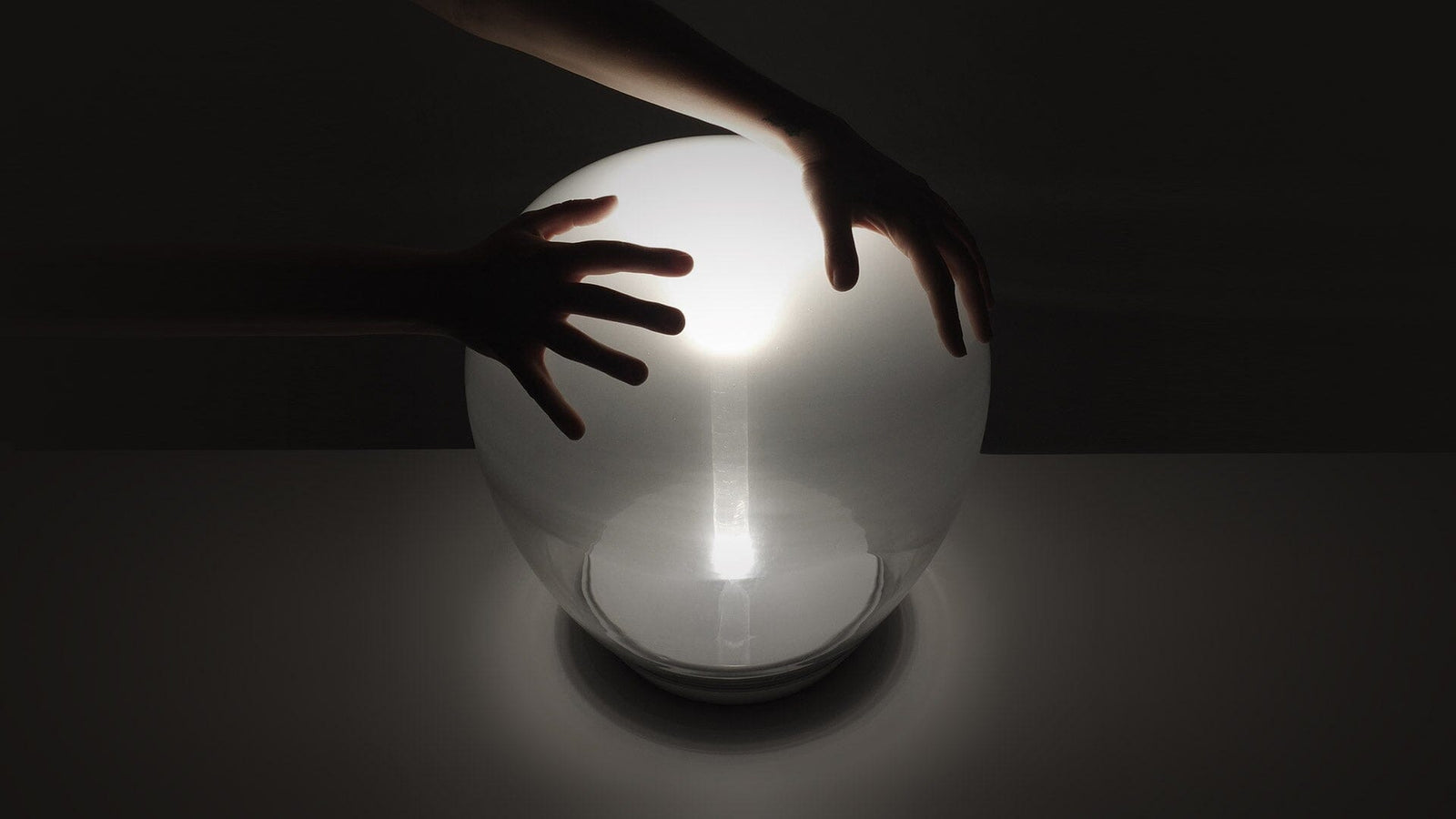 Empatia Table Lamp Table Lamps Artemide 