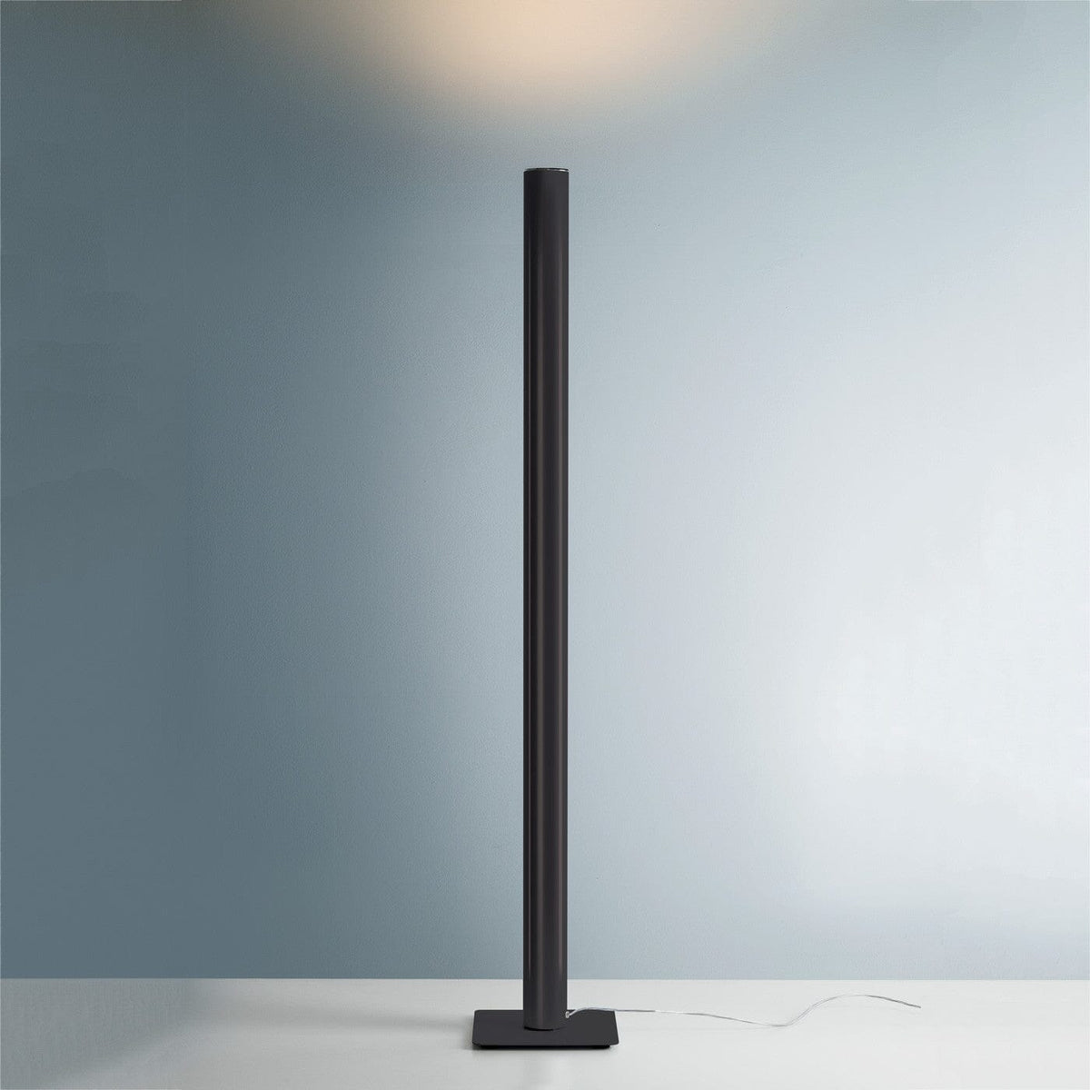 Ilio 45W LED Floor Light 120V Floor Lamp Floor Lamps Artemide 