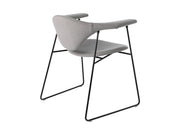 Masculo Lounge Chair - Sledge Base lounge chair Gubi 